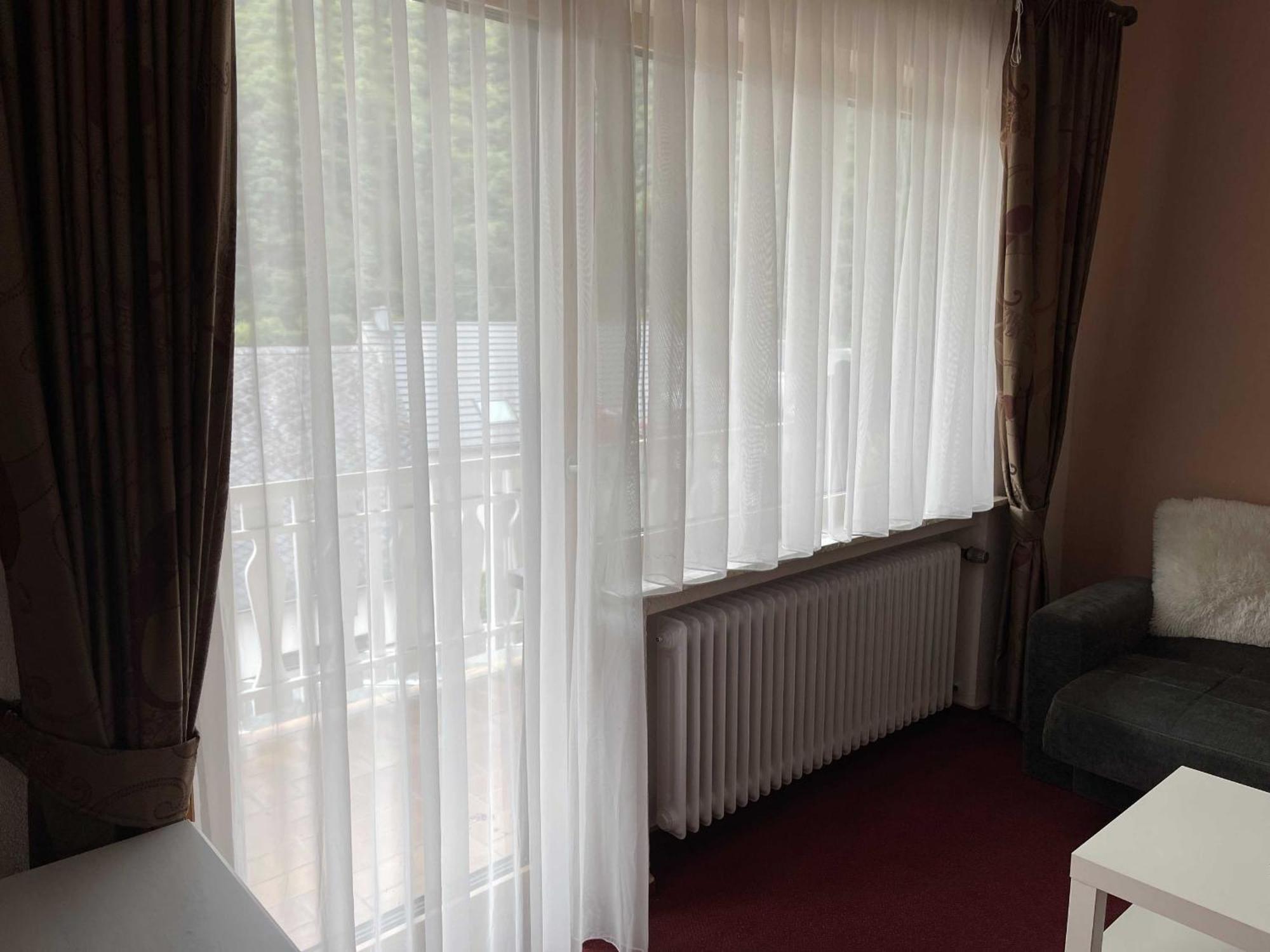 Hotel Zur Mosel Minheim 외부 사진