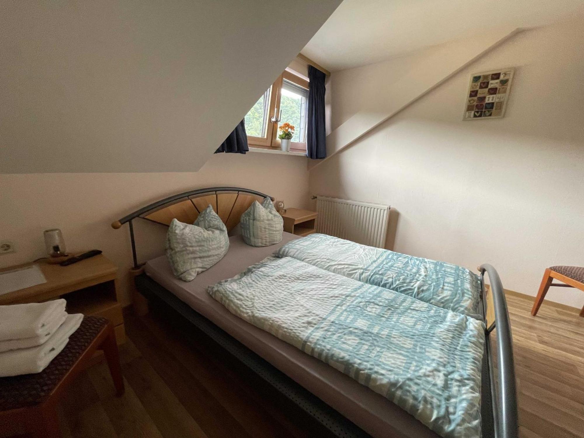 Hotel Zur Mosel Minheim 외부 사진