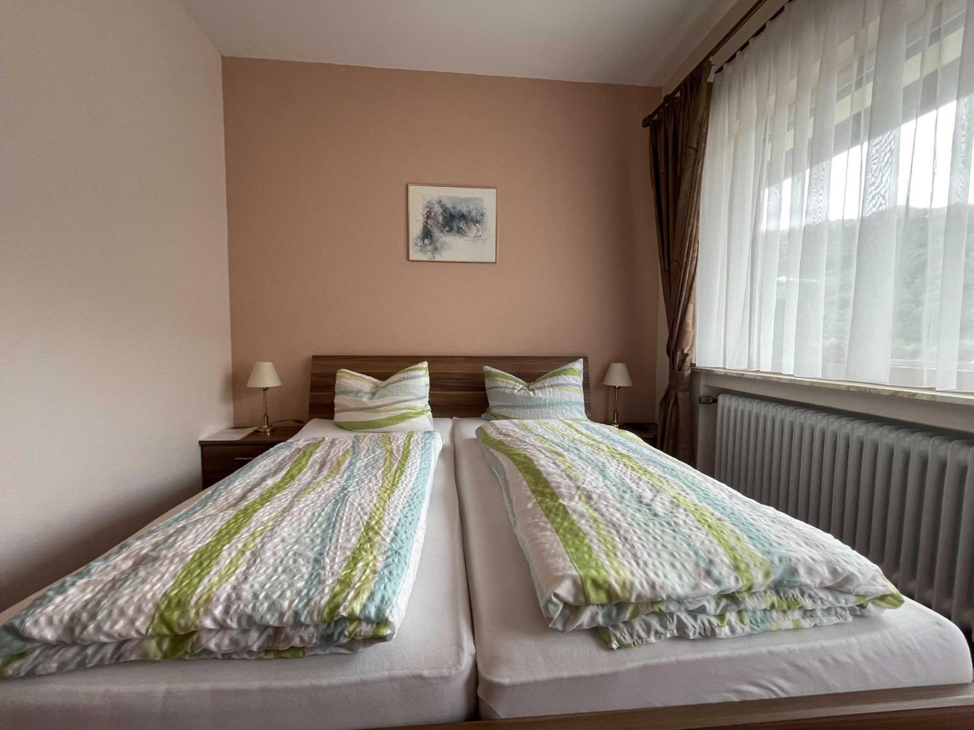 Hotel Zur Mosel Minheim 외부 사진