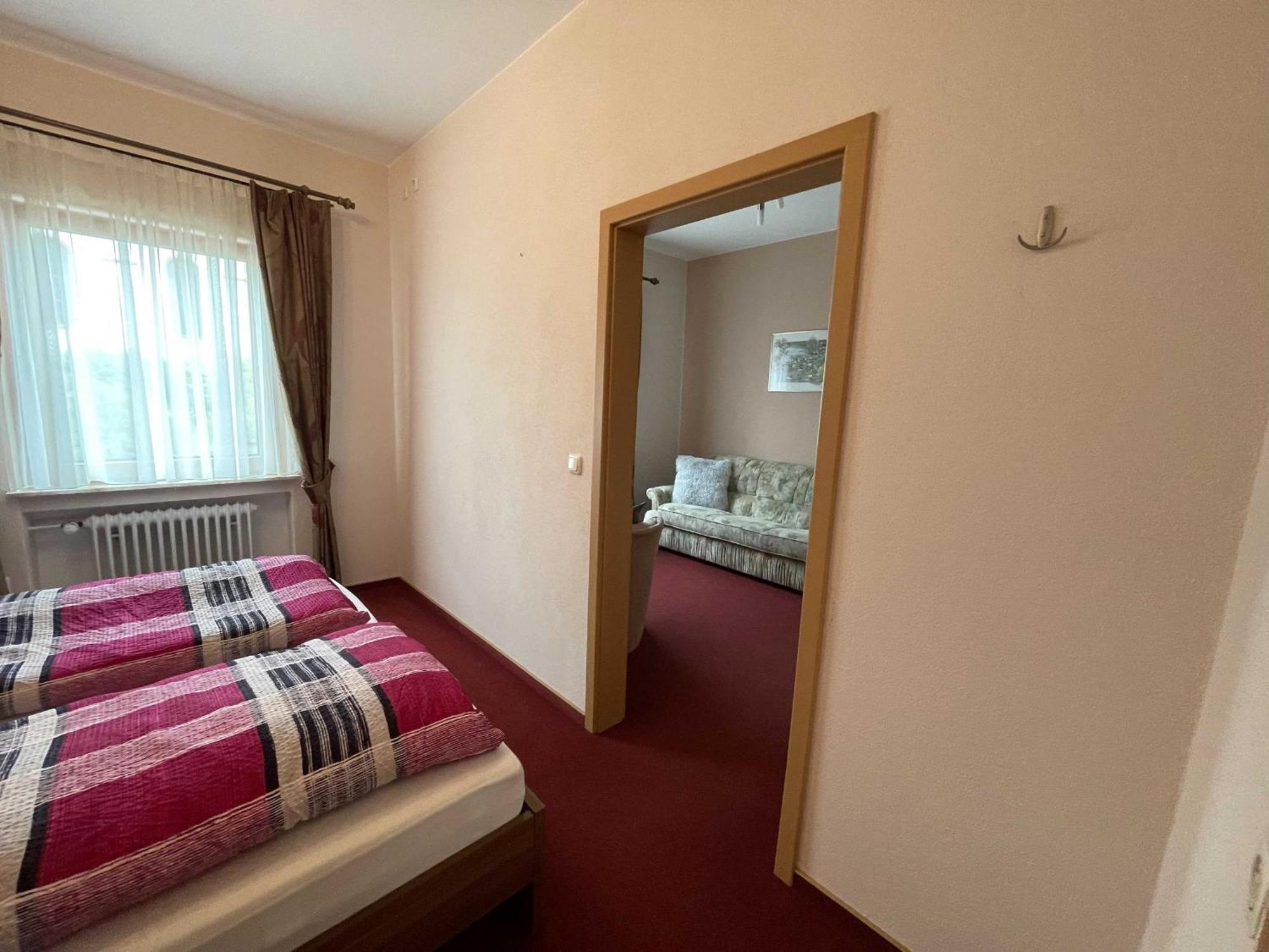 Hotel Zur Mosel Minheim 외부 사진