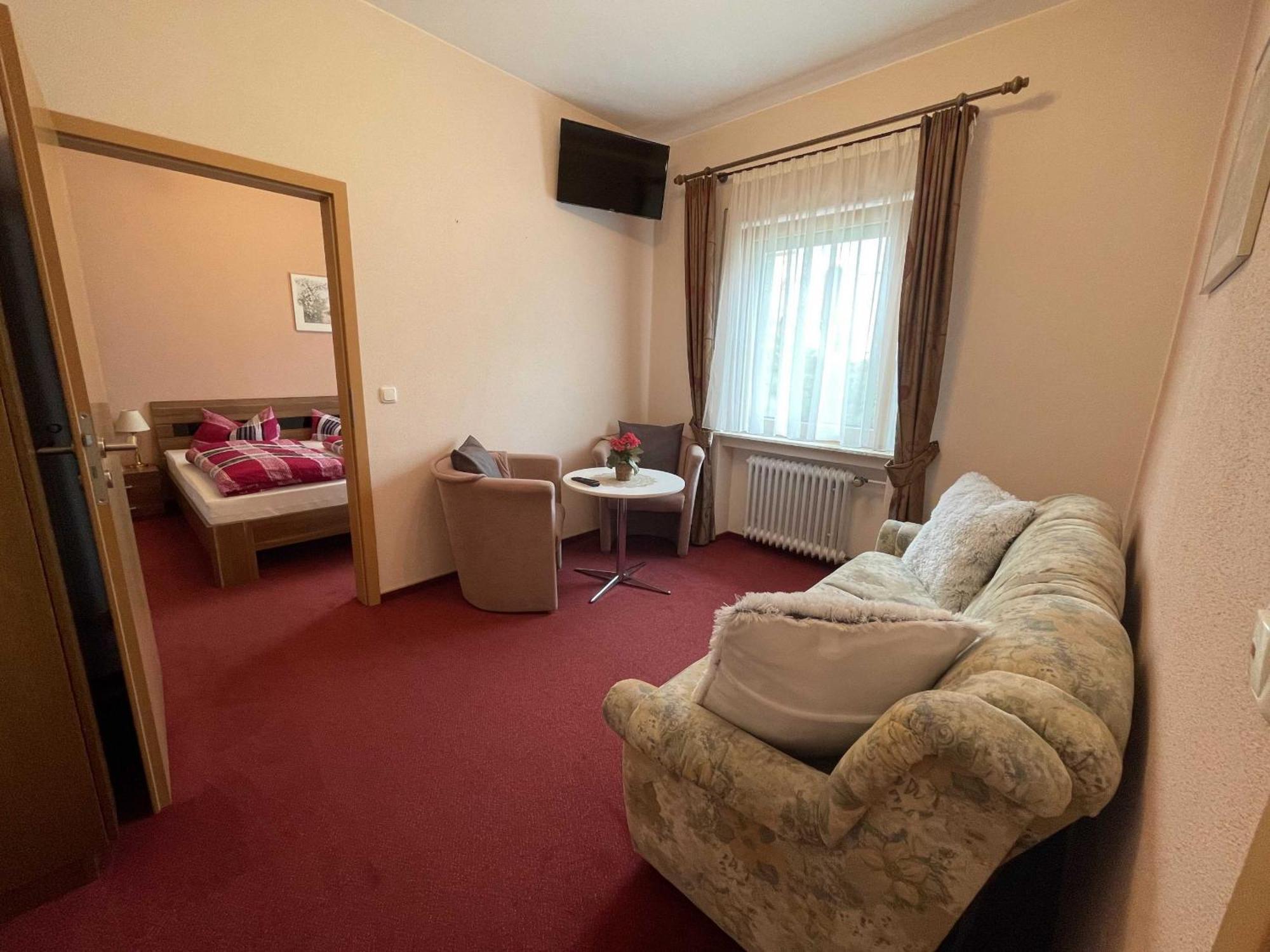 Hotel Zur Mosel Minheim 외부 사진